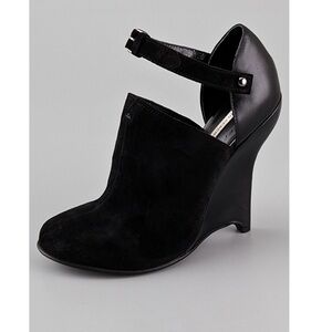Opening Ceremony Suede Agyness Wedge Heels 39/9